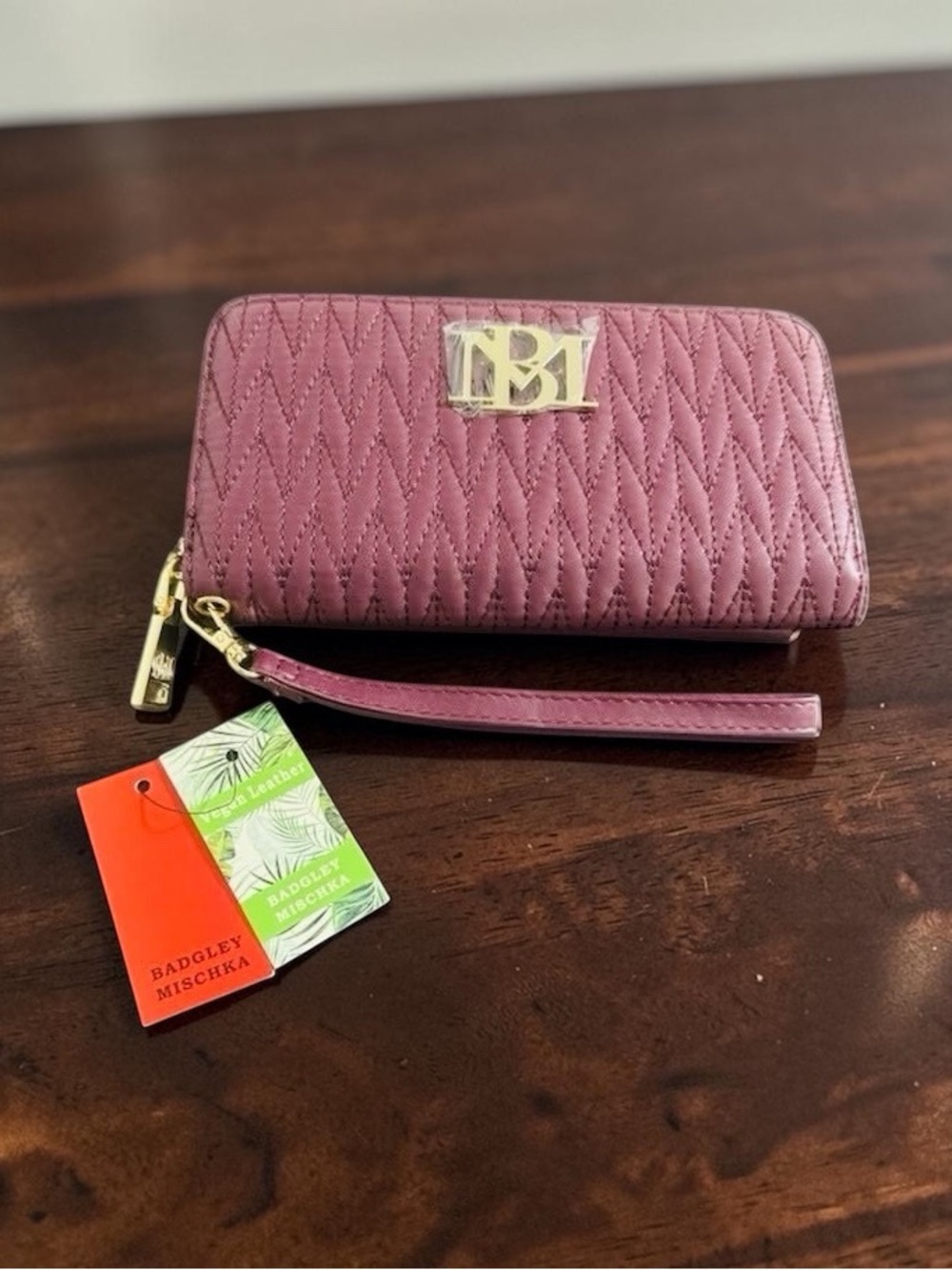 Badgley Mischka Zip Around Wallet